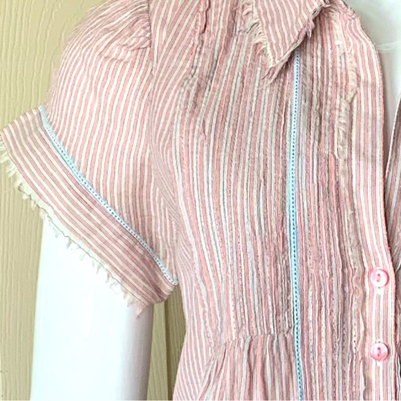 Anthropologie - women’s button down shirt (Size M) - Picture 4 of 5